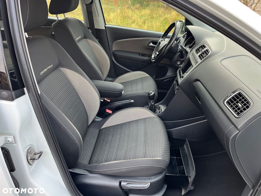 Volkswagen Polo 1.0 TSI (Blue Motion Technology) Cross - 29