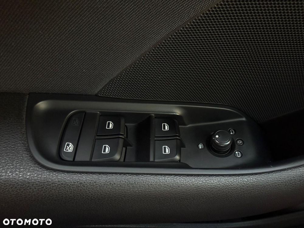 Audi A3 Sportback 2.0 TDI - 25