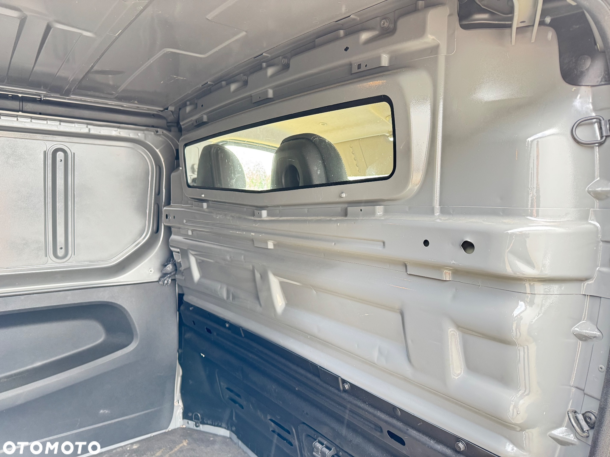 Renault Trafic - 14