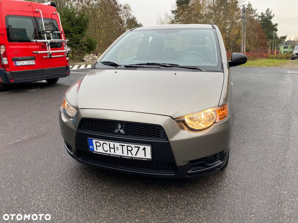 Mitsubishi Colt 1.1 - 2