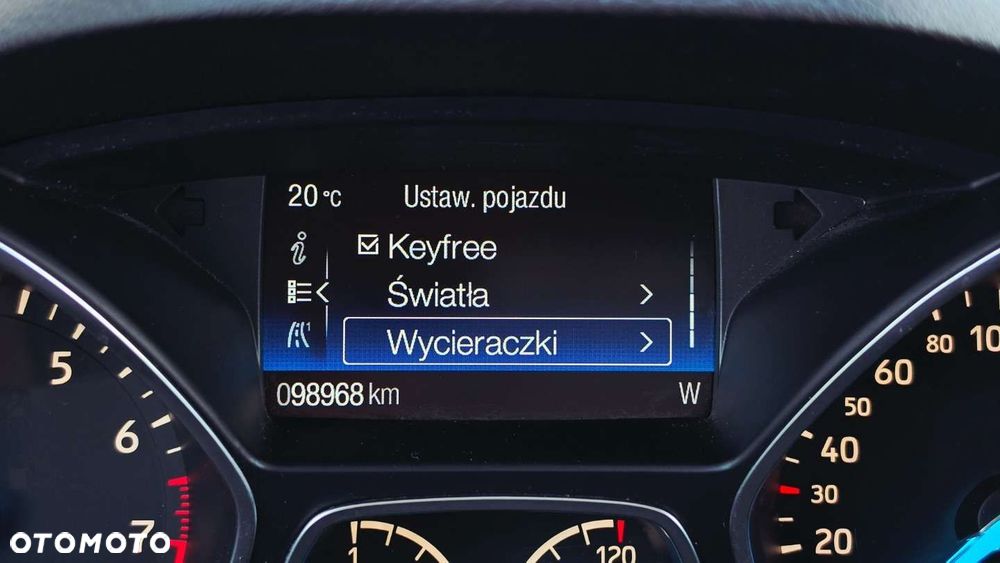 Ford Kuga 1.5 EcoBoost 2x4 Titanium - 22