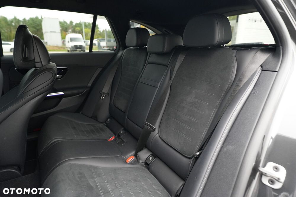 Mercedes-Benz Klasa C - 30