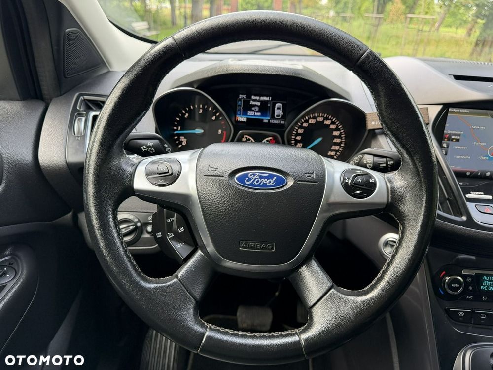 Ford Kuga - 40