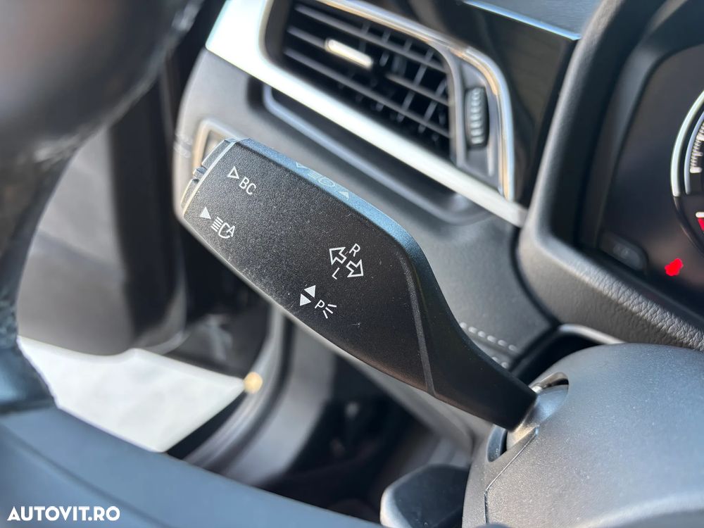 BMW X1 sDrive18d Aut. xLine - 20