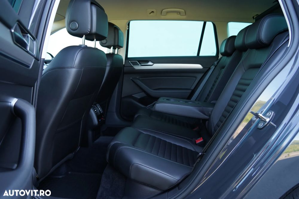 Volkswagen Passat 2.0 TDI DSG 4Motion Highline - 16