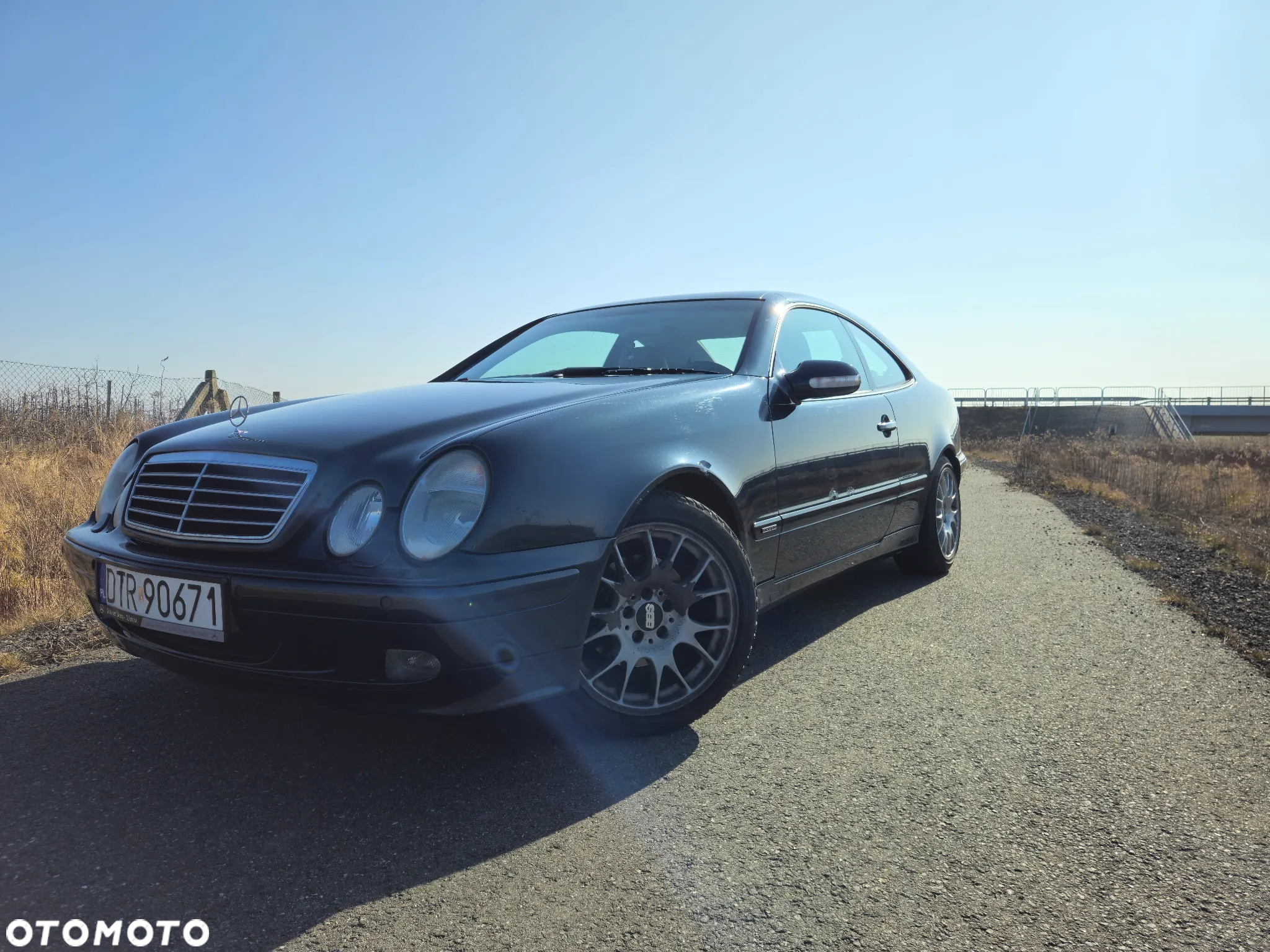 Mercedes-Benz CLK 320 - 2