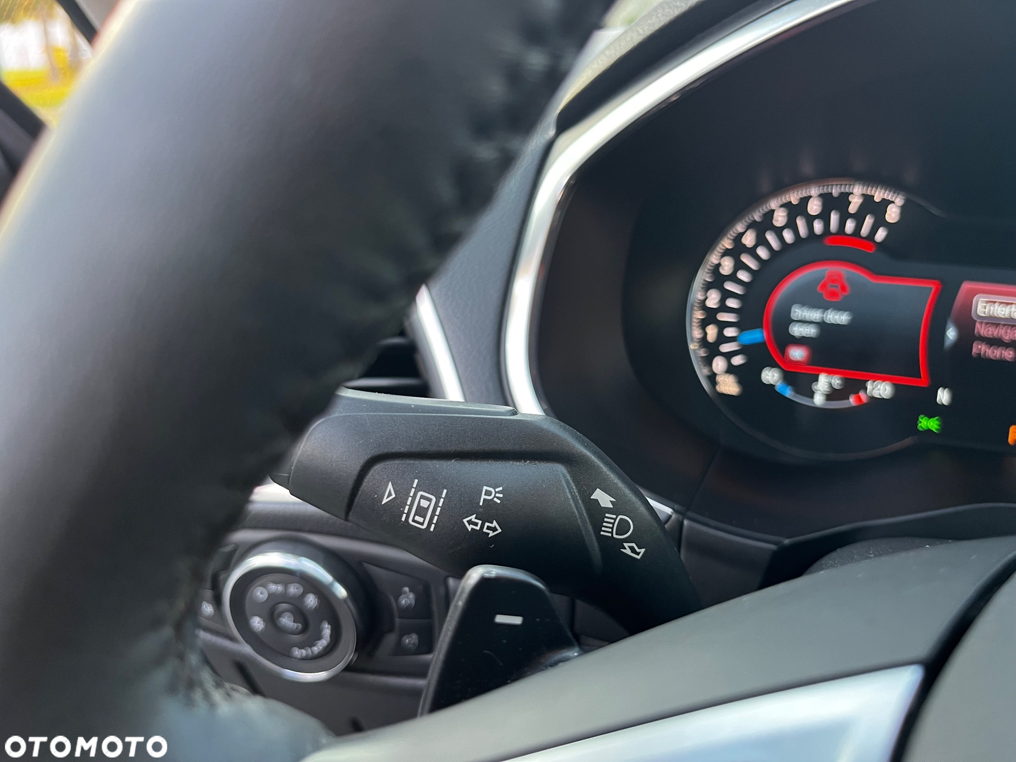 Ford Galaxy 2.0 EcoBoost Titanium - 27