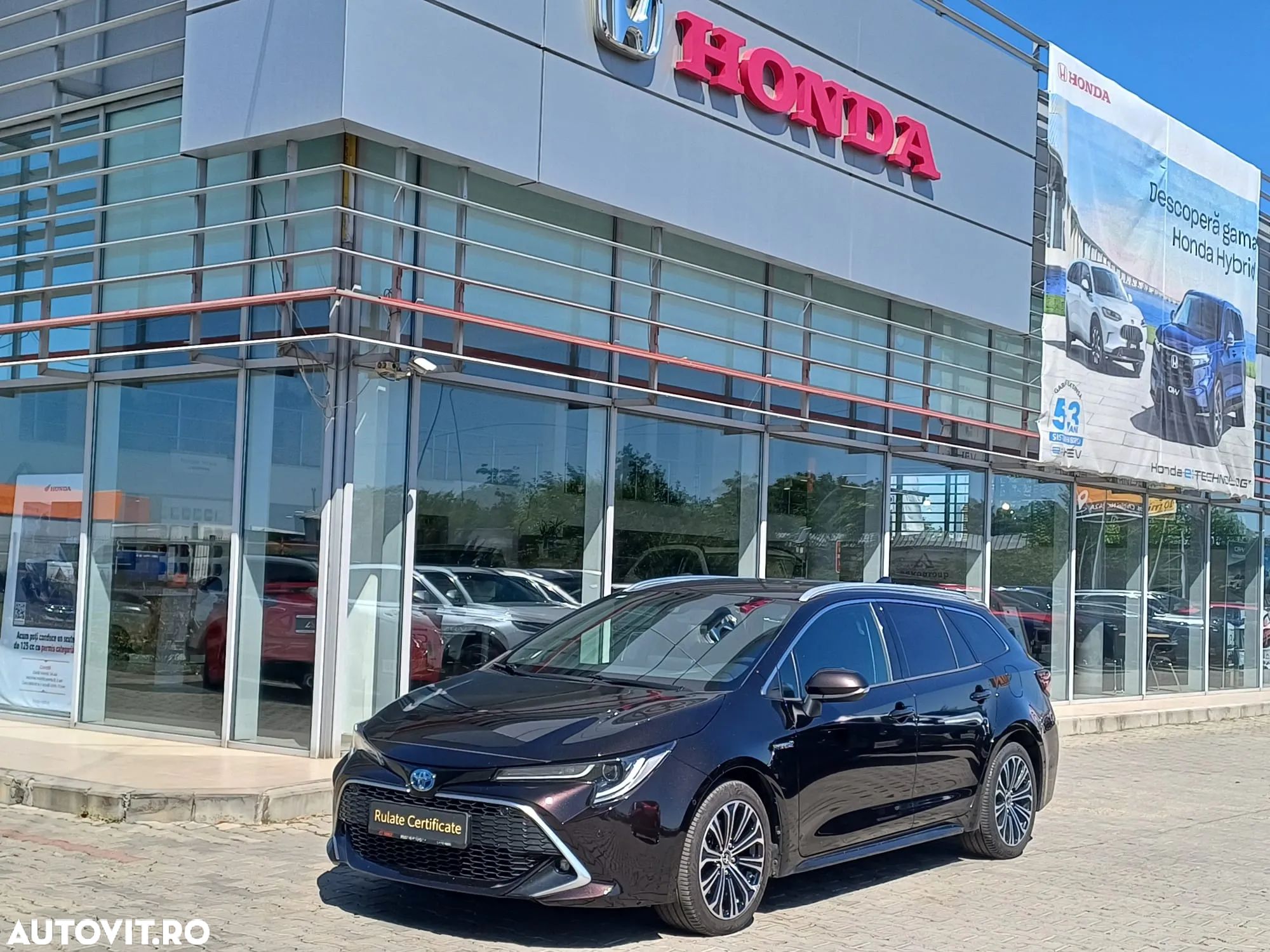 Toyota Corolla 2.0 HSD Exclusive Plus GR Sport Bi-Tone - 1