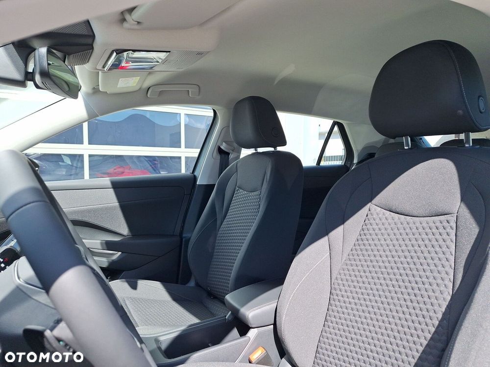 Volkswagen T-Roc - 11