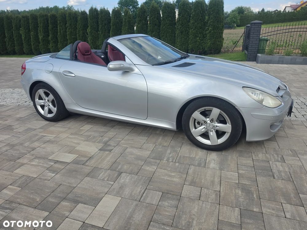 Mercedes-Benz SLK 300 Sport Edition - 23