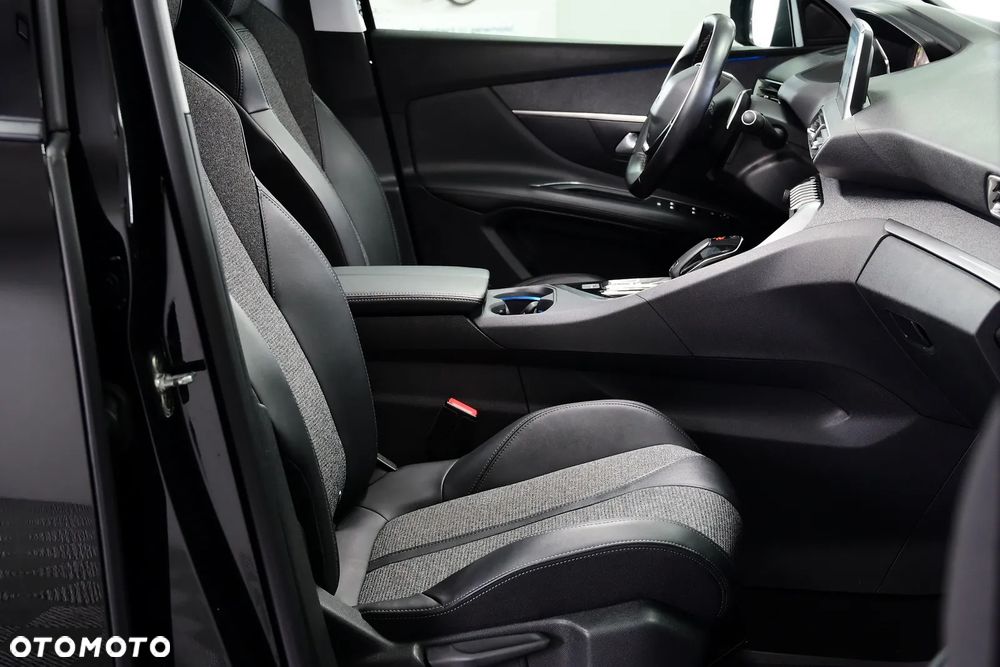 Peugeot 3008 BlueHDi 180 Stop & Start EAT8 Allure - 22