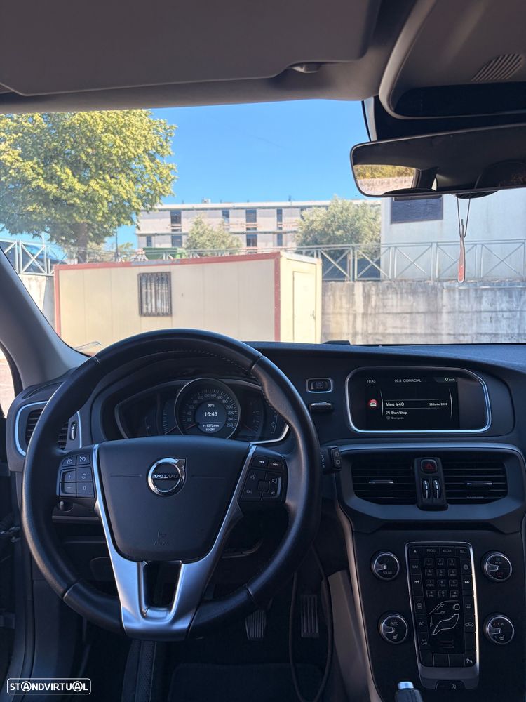 Volvo V40 D2 Kinetic - 7