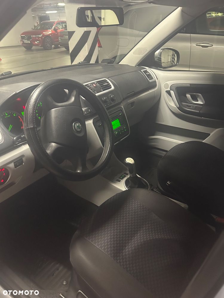 Skoda Fabia ver-1-4-tdi-style - 8