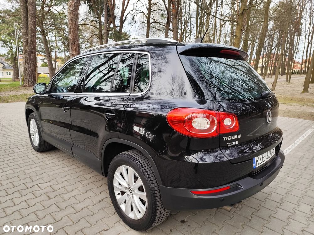 Volkswagen Tiguan - 6