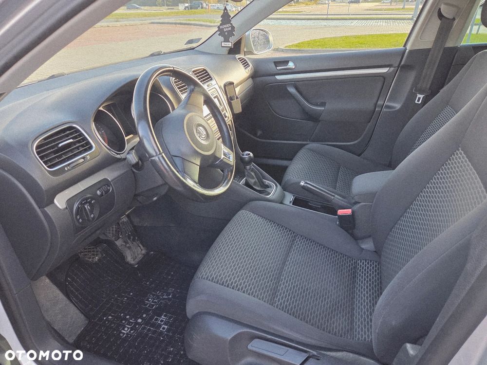 Volkswagen Golf VI 1.6 TDI Comfortline - 6