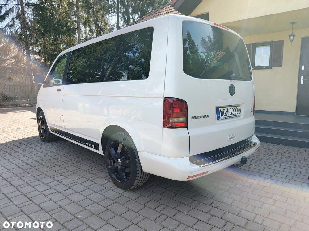 Volkswagen Multivan - 5