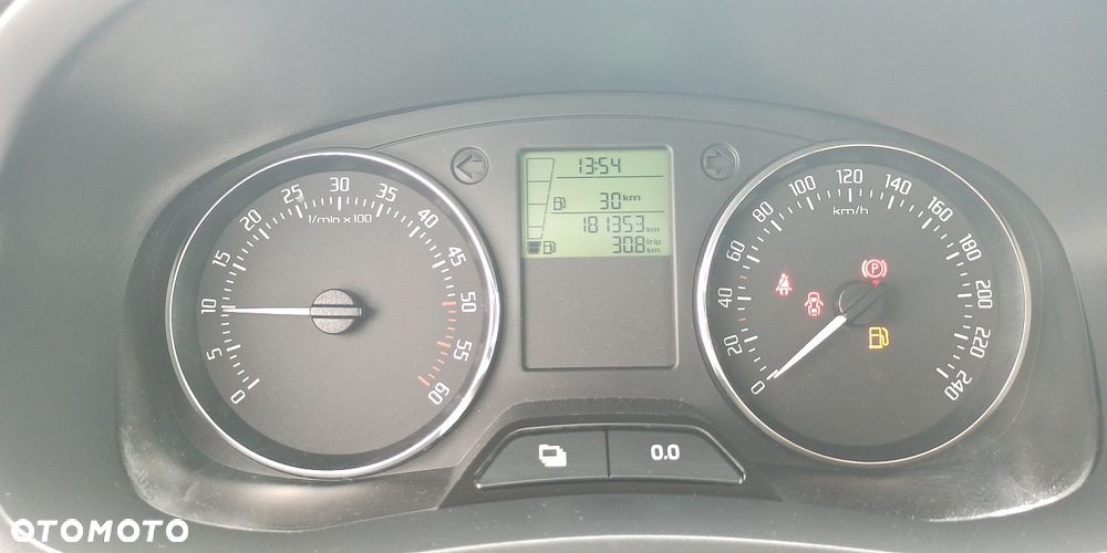 Skoda Fabia 1.6 TDI DPF MONTE CARLO - 14