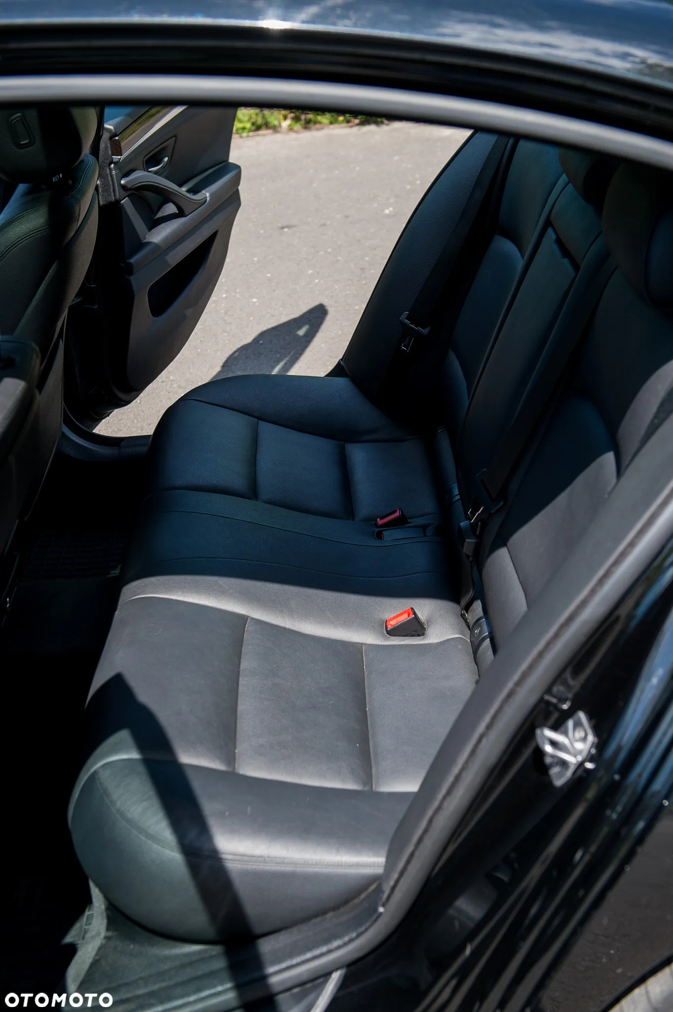 BMW Seria 5 535i - 11
