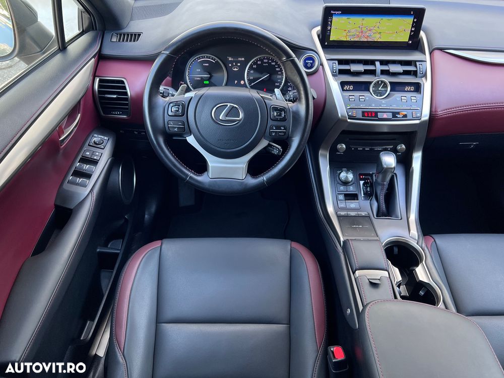 Lexus Seria NX 300h - 15