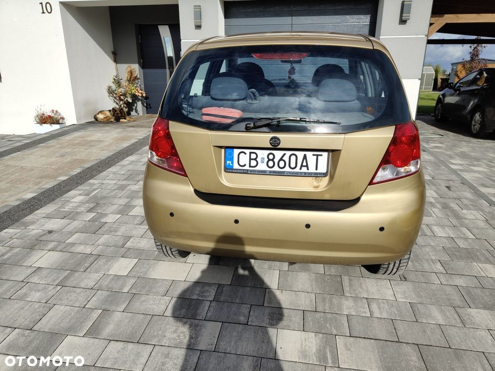 Daewoo Kalos - 4