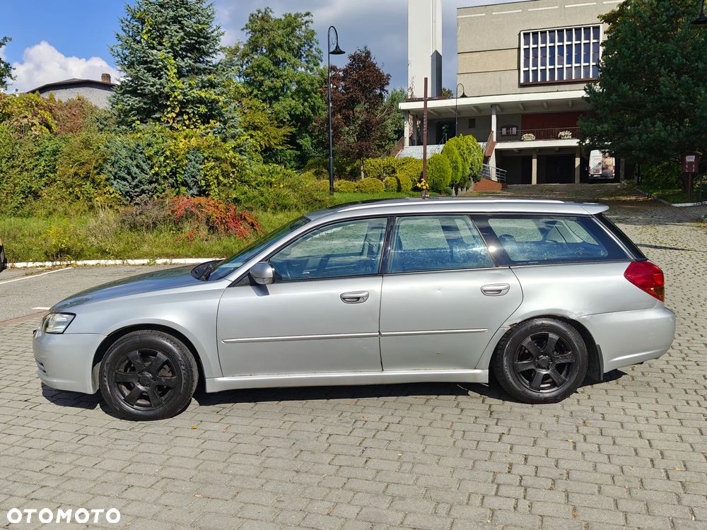 Subaru Legacy Kombi 2.0 4WD - 40
