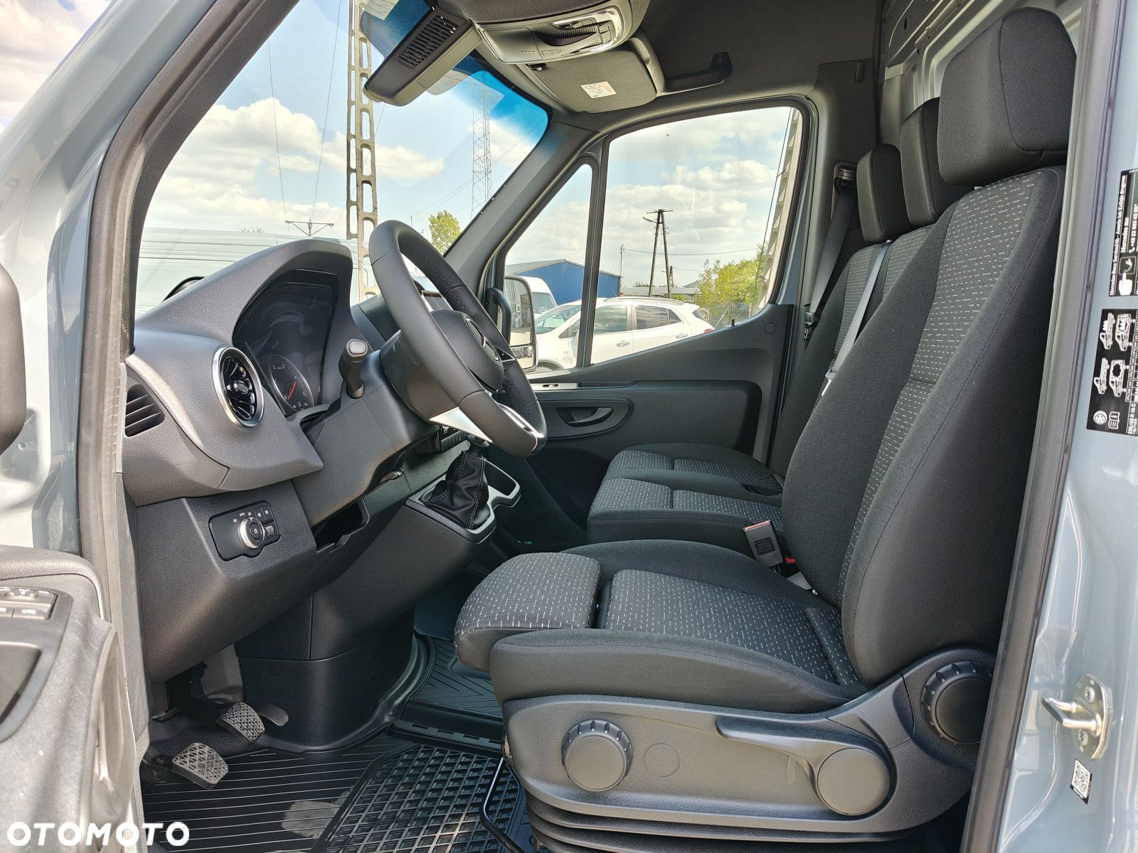 Mercedes-Benz Sprinter 317 CDI KA OM654 - 10