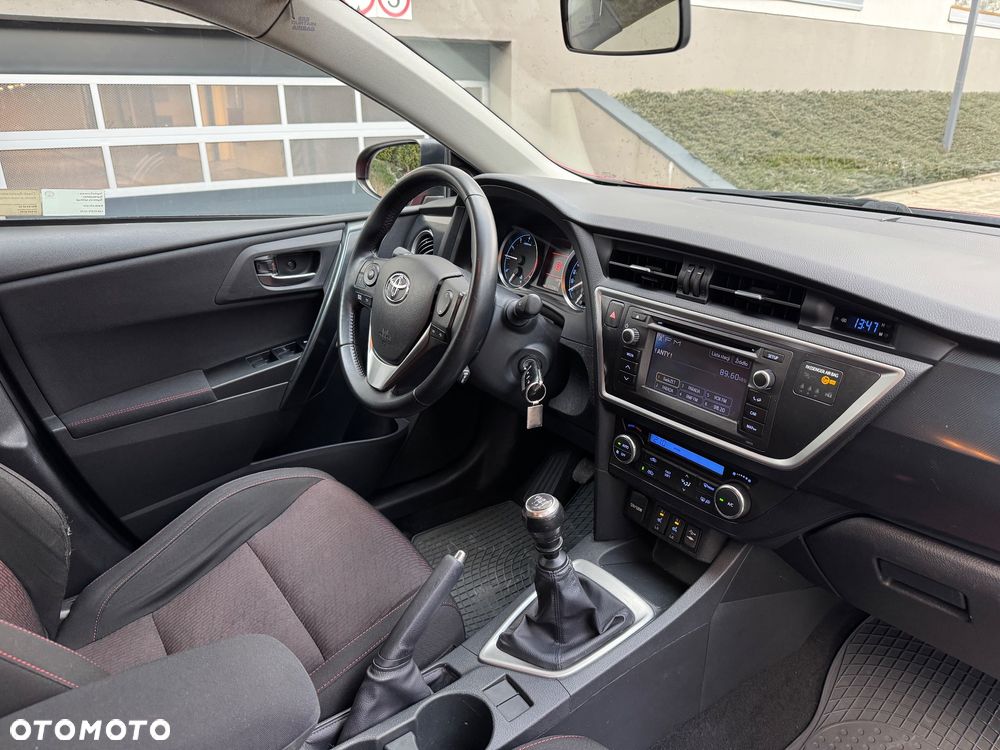 Toyota Auris 1.6 Dynamic - 15