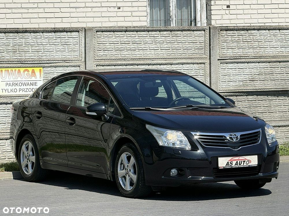 Toyota Avensis 1.8 Sol - 30