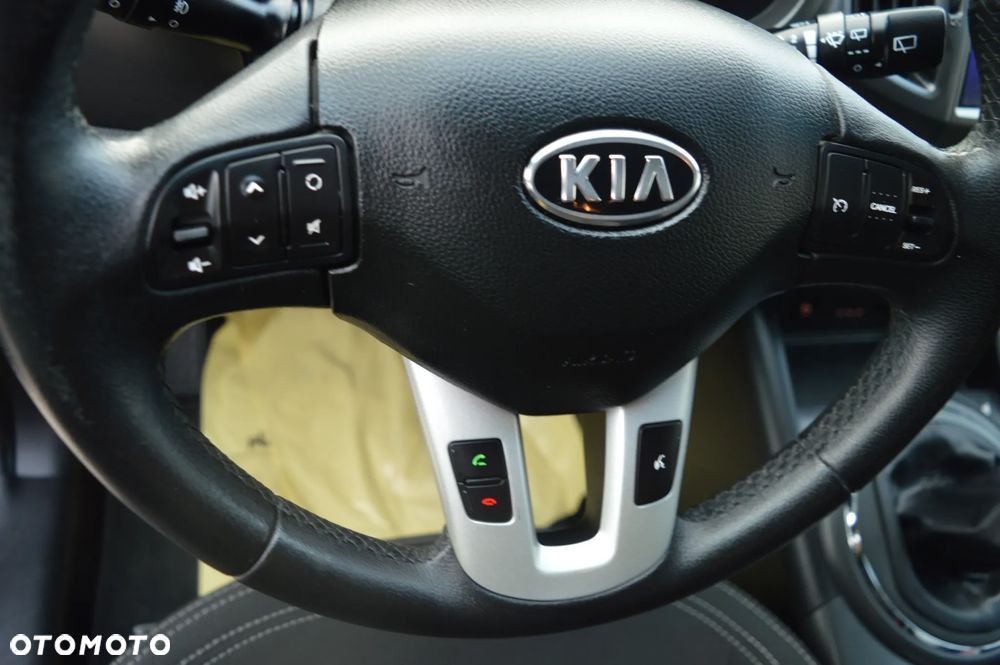 Kia Sportage 1.7 CRDI 2WD Vision - 17