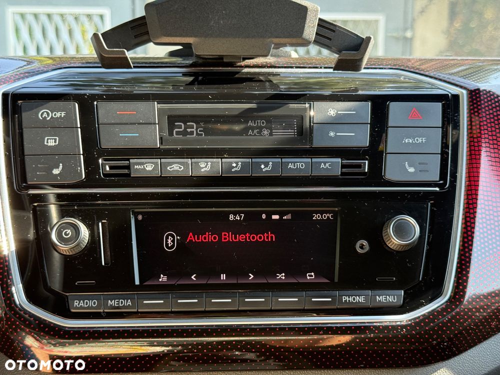 Volkswagen up! GTI - 15