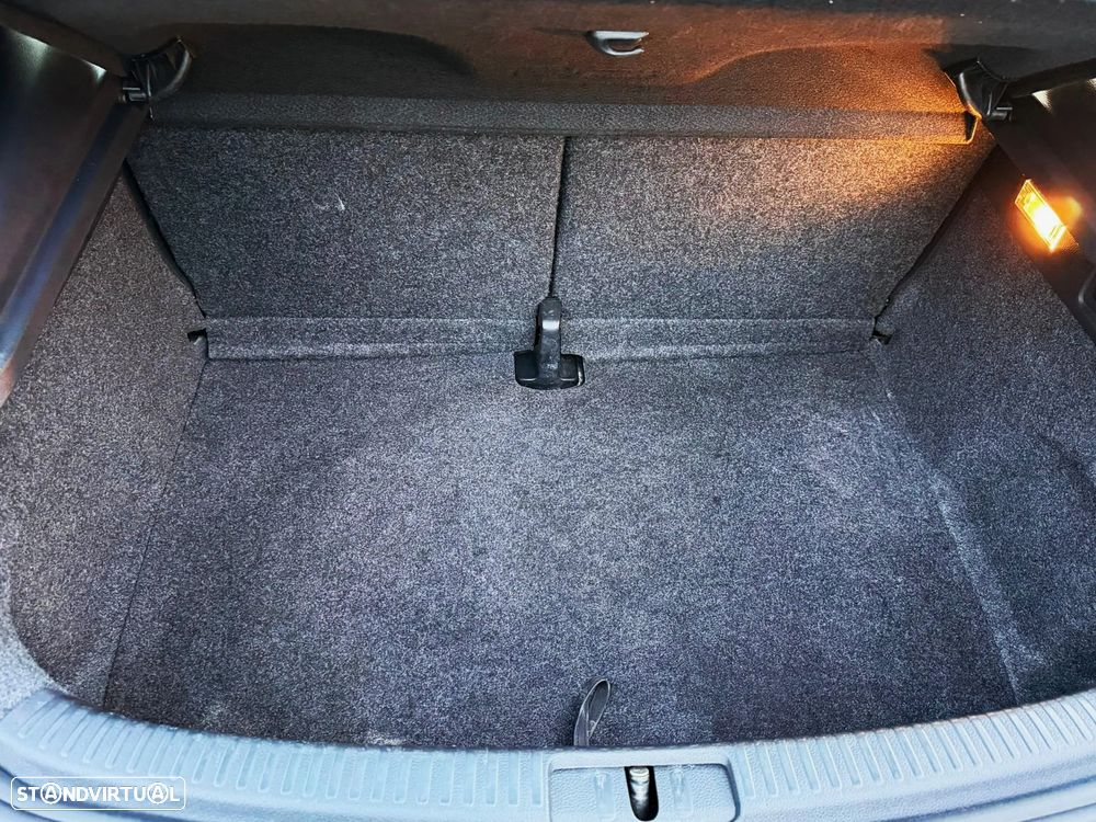 VW Scirocco 2.0 TDI Sport - 21
