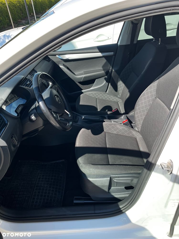 Skoda Octavia - 14