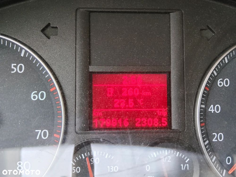 Volkswagen Golf - 20