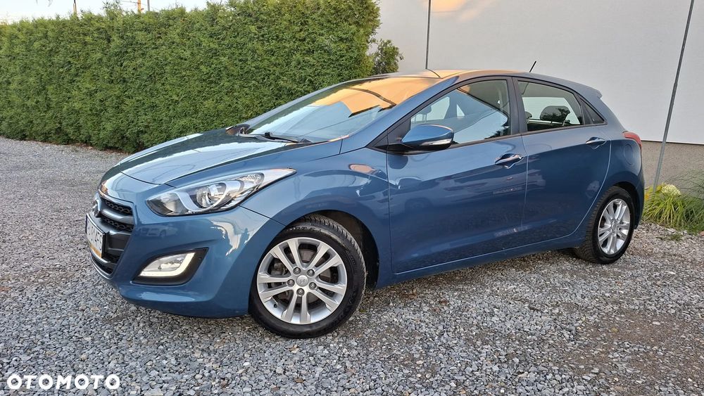 Hyundai i30 1.4 Premium - 25