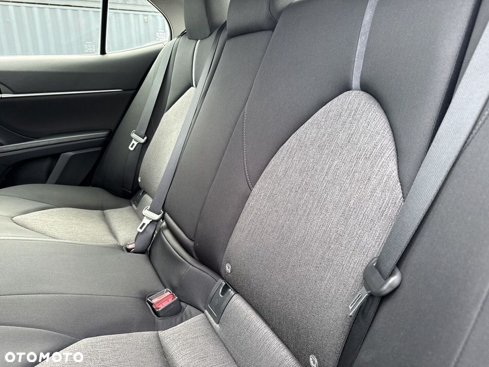 Toyota Camry 2.5 Hybrid Comfort CVT - 15
