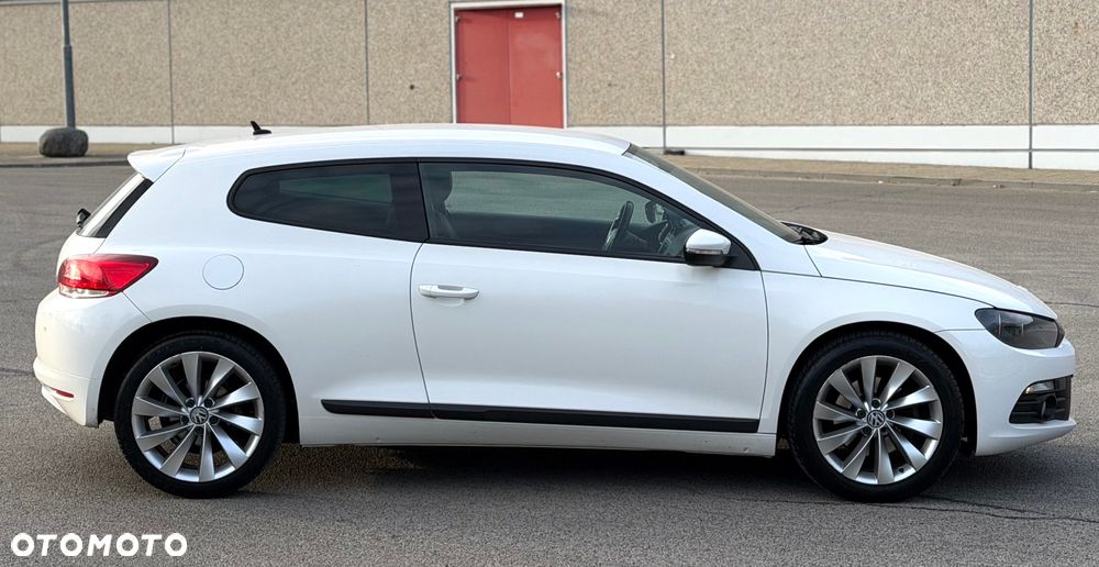 Volkswagen Scirocco 1.4 TSI DSG - 13