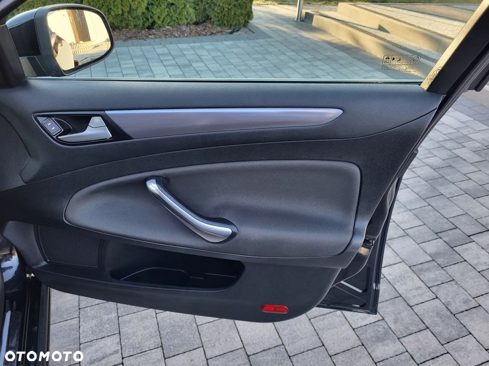 Ford Mondeo 2.0 EcoBoost Titanium - 13