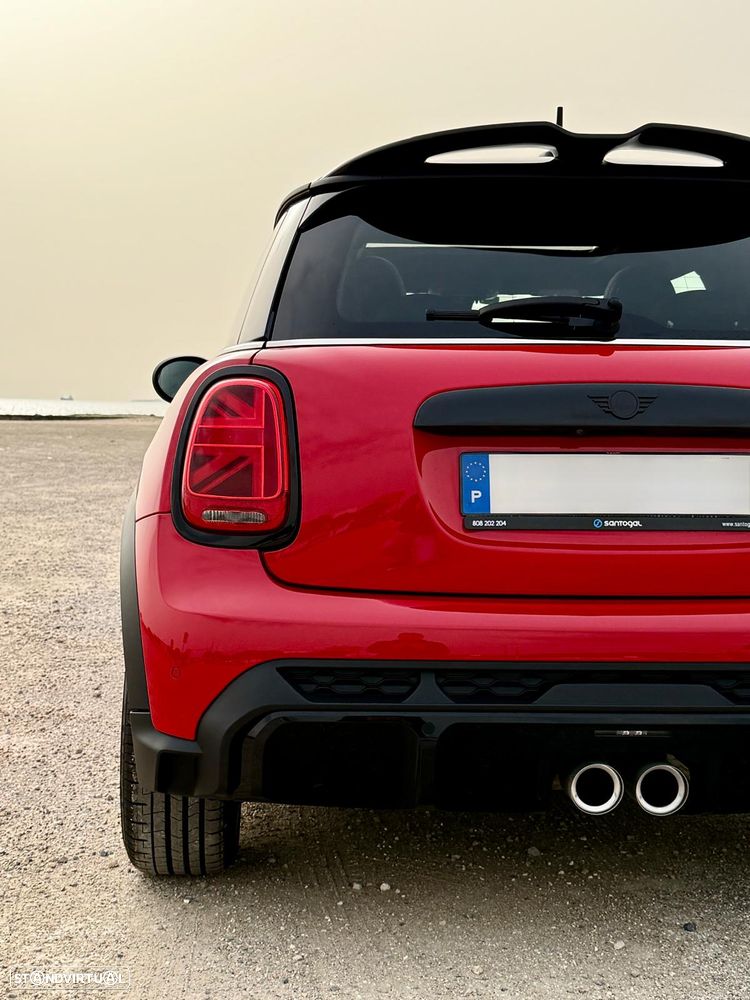 MINI 3 Portas John Cooper Works Plus Auto Desportiva - 2