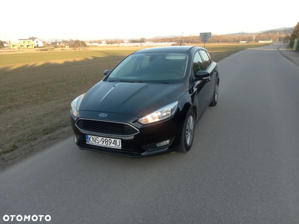Ford Focus 1.0 EcoBoost Trend - 10