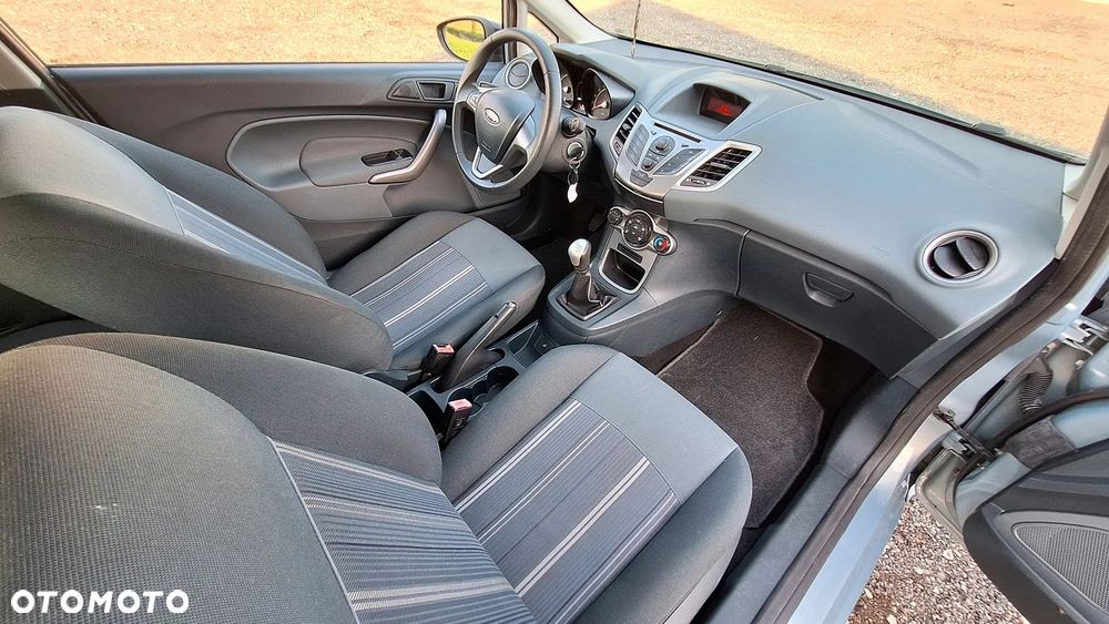 Ford Fiesta - 9