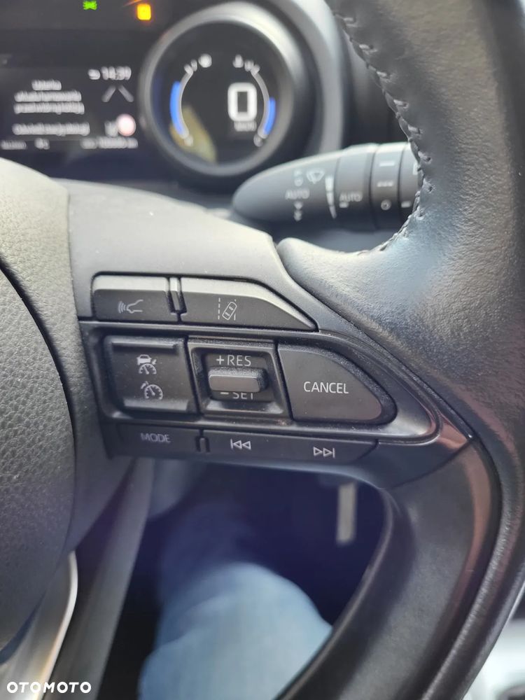 Toyota Yaris 1.5 VVT-i Comfort - 19