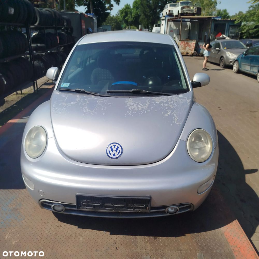 Volkswagen New Beetle na części .