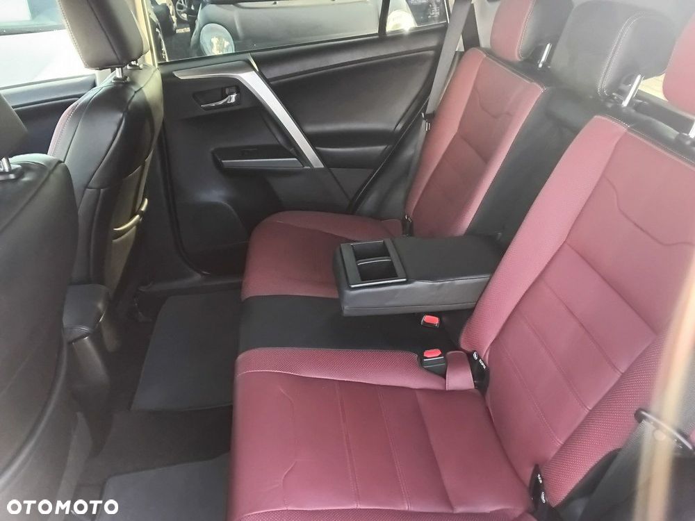 Toyota RAV4 - 14
