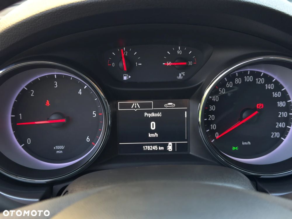 Opel Astra 1.6 CDTI Dynamic S&S - 15