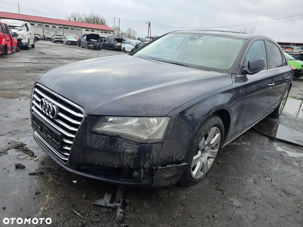 Audi A8 - 1