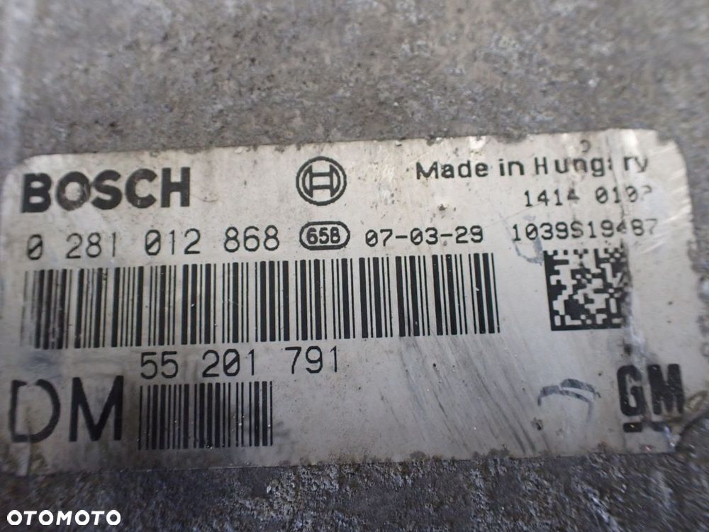 KOMPUTER SILNIKA OPEL VECTRA C LIFT 1.9 CDTI   55201791 - 2