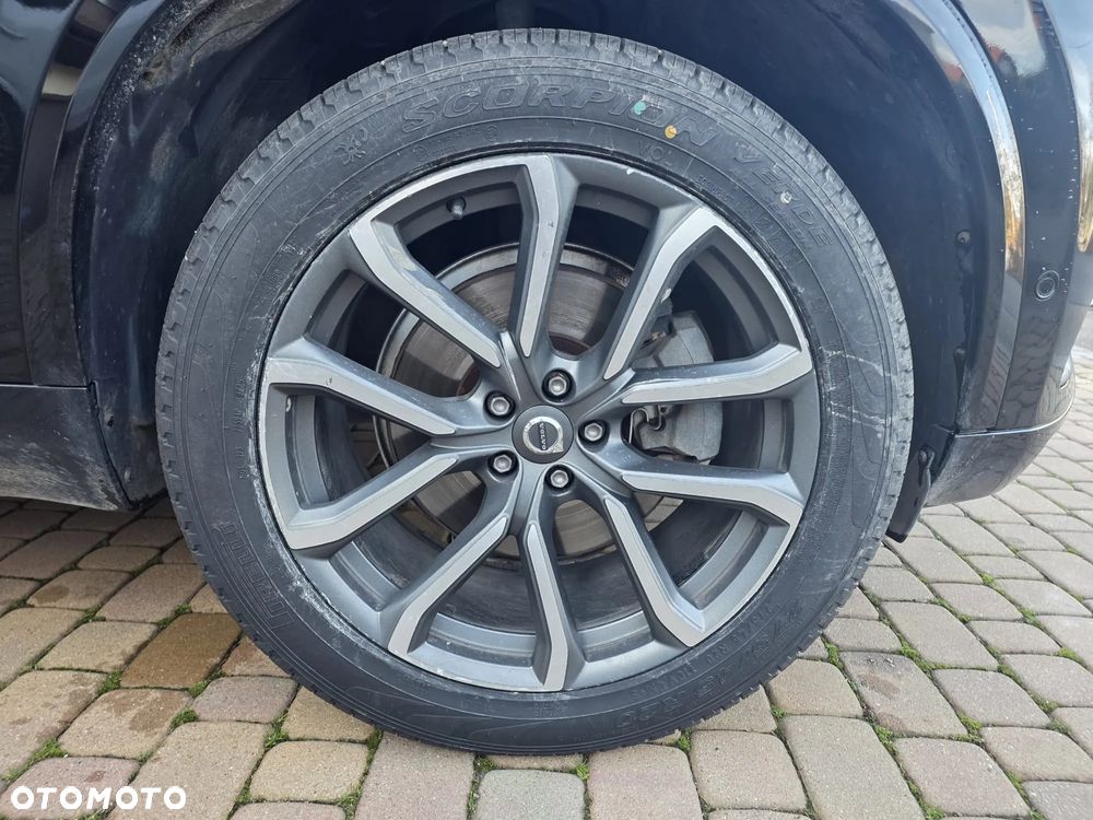 Volvo XC 90 - 17