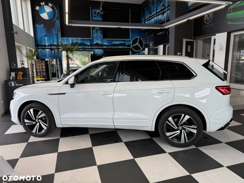 Volkswagen Touareg - 11