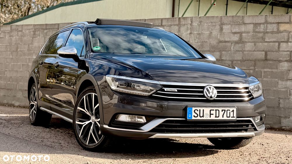 Volkswagen Passat Alltrack 2.0 TDI SCR 4Motion DSG - 32