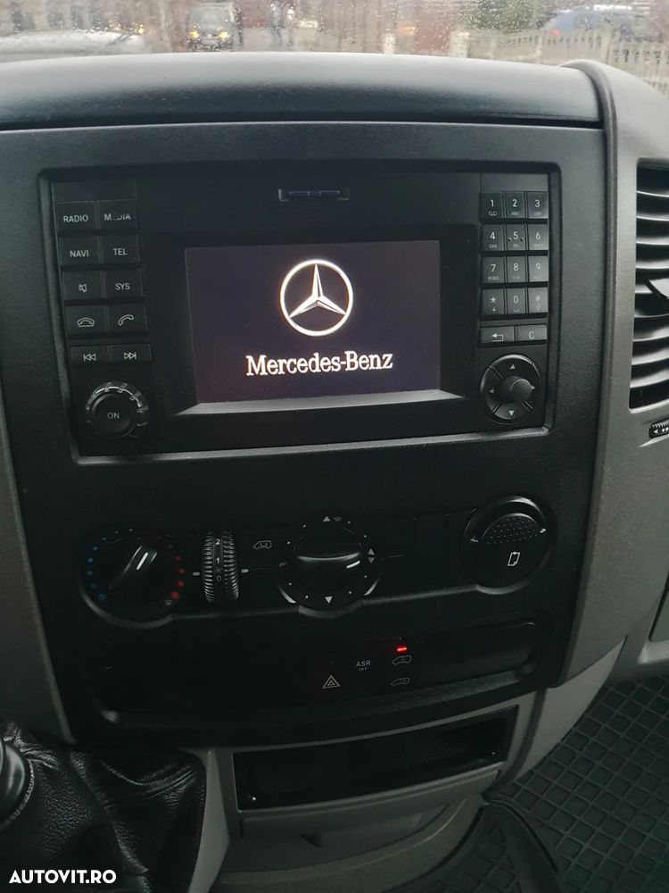 Mercedes-Benz Sprinter - 7